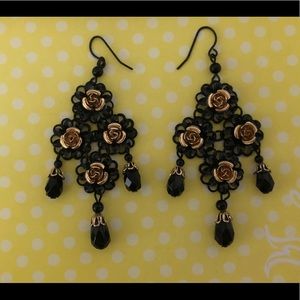 Black & Gold Vintage Style Earrings